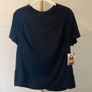 Avia Women's Black Athletic Tee Curved Seam -‎ Size Small NWT